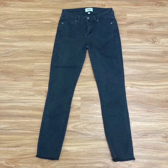 PAIGE Skyline Ankle Peg in Black Crow Raw Hem Jeans Size 27 Inseam 29" - Picture 1 of 7